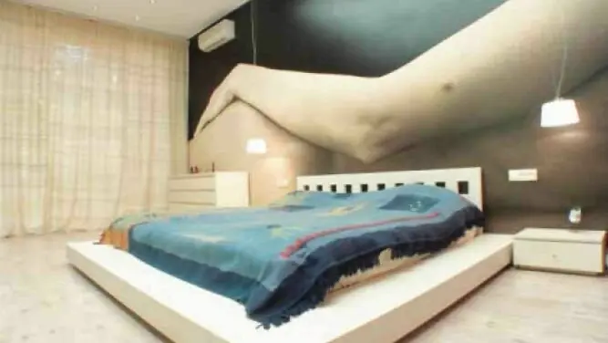 Как выбрать натяжной потолок в спальню