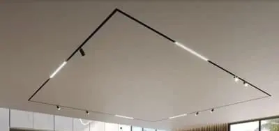 Трековая система освещения для натяжного потолка