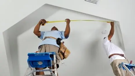 Установить натяжной потолок