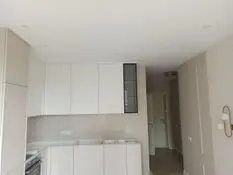 Потолок на кухне в классическом стиле