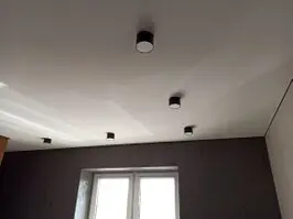 Монтаж теневого потолка
