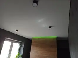 Парящий теневой потолок