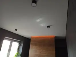 Теневой потолок с подсветкой
