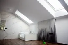 Натяжной потолок на мансарде