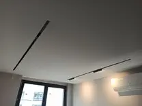 Магнитная трековая система освещения для натяжных потолков